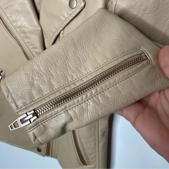 BLANKNYC Moto Jacket Tan Vegan Leather Biker Zip Pockets Edgy Style XS - Picture 4 of 8